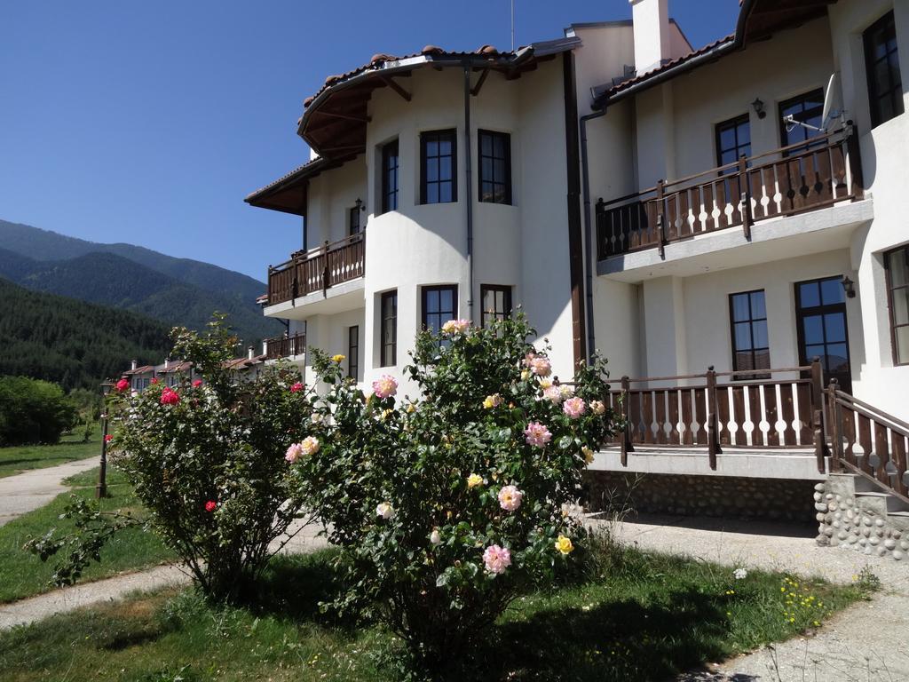 Pinerose Resort Bansko Exterior foto
