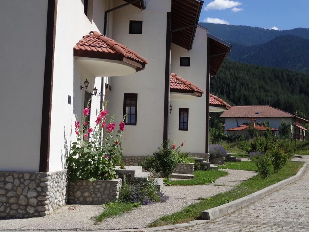 Pinerose Resort Bansko Exterior foto
